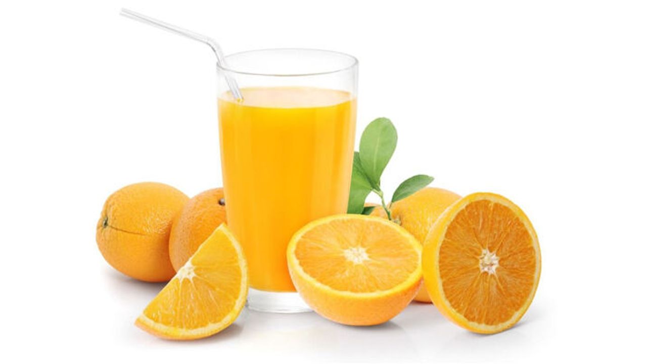 Hastalıktan korunmak ve vücut direncini artırmak için portakal suyu için