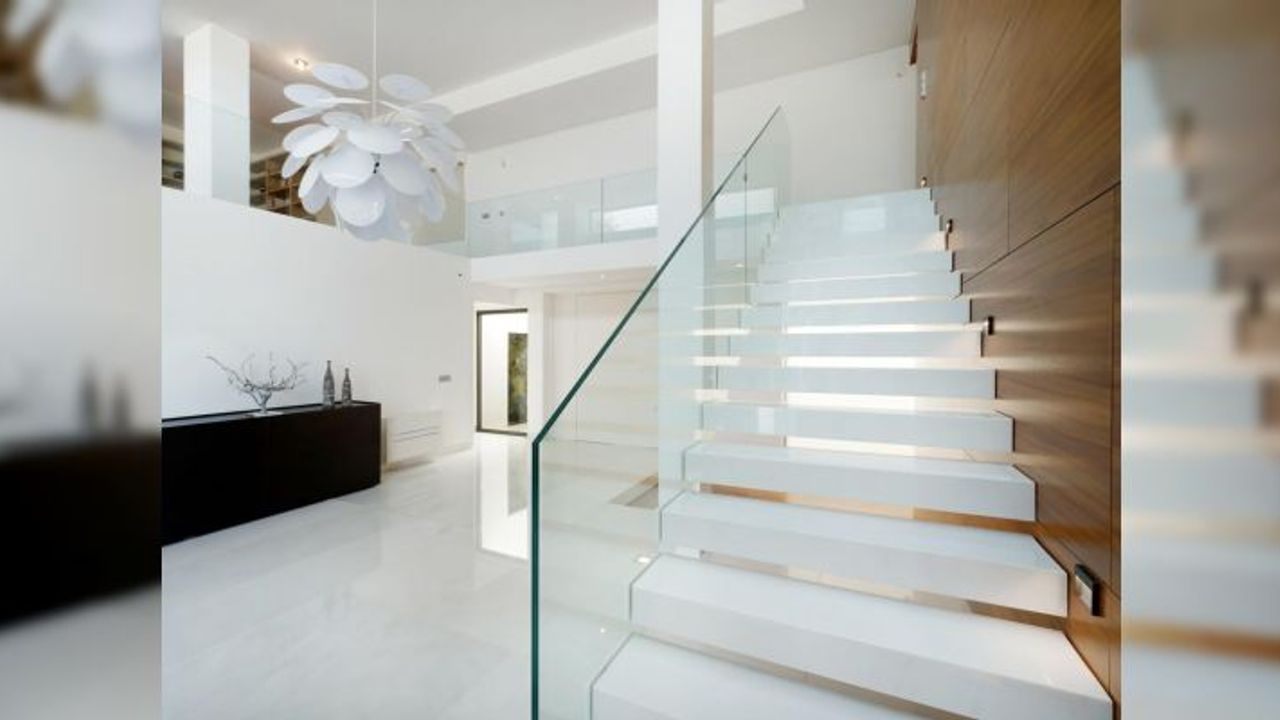 Neden Cam Korkuluk Kullanılması Gerekir?