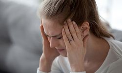Mevsim geçişlerinde artan baş ağrılarına dikkat