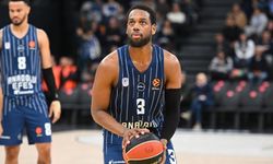 Anadolu Efes, evinde Baskonia'ya 89-75 mağlup oldu