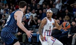 Anadolu Efes, evinde Paris Basketball'a 84-79 mağlup oldu