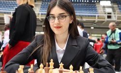 Satranç Federasyonu'nda kadın sporculara ayrımcılık mı uygulanıyor? Genç bir kadın sporcunun 'nazik isyanı' var