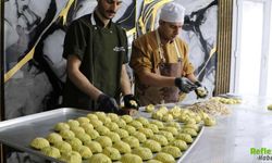 Kilis’te Bayram Hazırlığı Başladı Gerebiç Tatlısına Yoğun İlgi