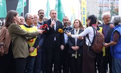 Eğitimde Şiddete Karşı Yaşam Nöbeti: Sendikalar Milli Eğitim Bakanlığı Önünde Toplandı