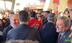 Galatasaraylı Yöneticiler Fenerbahçeli Yöneticileri Karşıladı