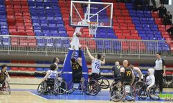 Karabük Demir Kartal Sahasında Farklı Mağlup Oldu! Galatasaray Liderliğe Yükseldi