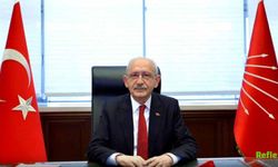 Kılıçdaroğlu 2,5 Yıl Sonra Makam Odasında, Masadaki Tüzük Detayı Dikkat Çekti