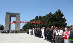 15 Temmuz'da Şehitliklere Ziyaretçi Akını: 6 İlde Anma Programı Düzenlendi