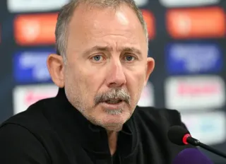 Sergen Yalçın: Çok basit goller yiyoruz, futbol ortamı çok sağlıksız