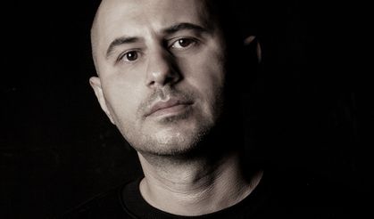 Ugur Project Eskicide bulduğu piyanoya hayat verdi