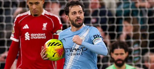 Manchester City, Liverpool'u deplasmanda 2-1 mağlup etti