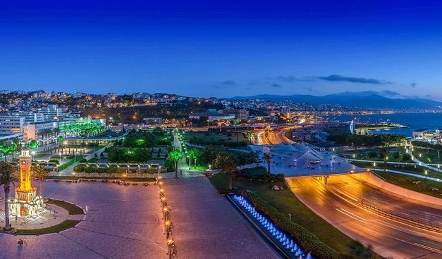 Egenin İncisi İzmir'de Gezilecek Yerler