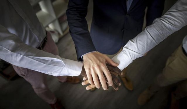 İşbirliği mi rekabet mi; ​​hangisi daha iyi?