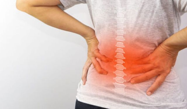 Bel ağrısı bel kaymasının belirtisi olabilir