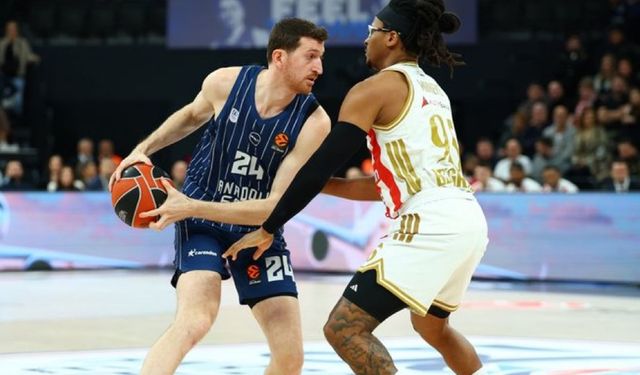 Anadolu Efes, evinde Kızılyıldız'a 87-65 mağlup oldu