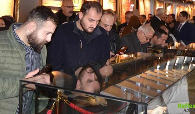 Kutsal Emanetler İlk Kez Erzurum’da Görücüye Çıktı