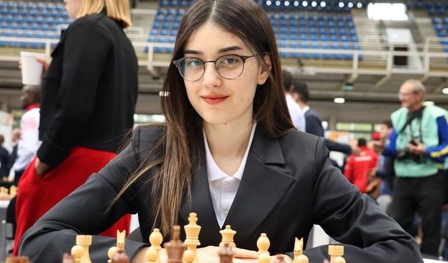 Satranç Federasyonu'nda kadın sporculara ayrımcılık mı uygulanıyor? Genç bir kadın sporcunun 'nazik isyanı' var