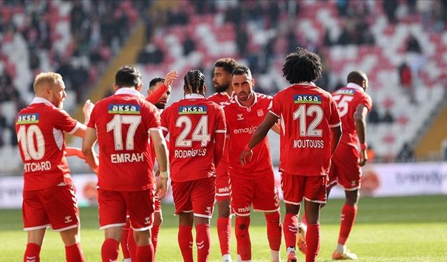 Sivasspor - Vanspor maçı hangi kanalda saat kaçta yayınlanacak? Sivasspor maçı, Vanspor maçı canlı izle