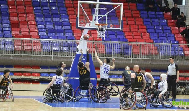 Karabük Demir Kartal Sahasında Farklı Mağlup Oldu! Galatasaray Liderliğe Yükseldi