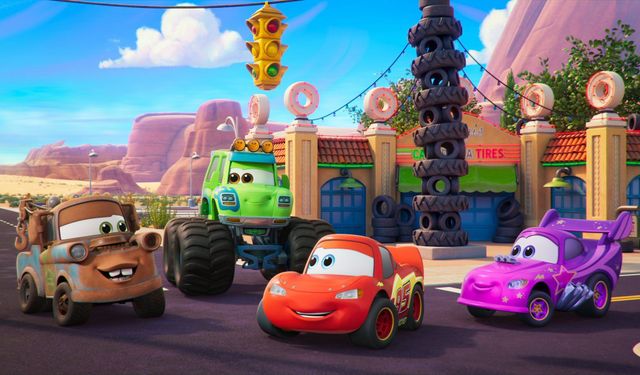 Şimşek McQueen Yeniden Sahne Alıyor: Cars: Lightning Racers Dizisi Geliyor