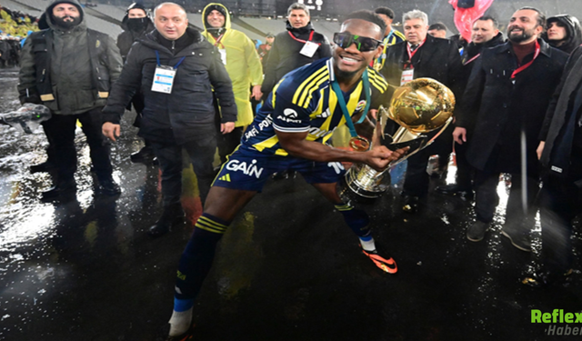Galatasaray'dan Forvete Yıldız Takviye! Jhon Duran Geliyor