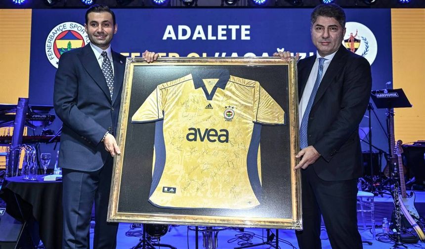 Eski Yönetici Hakan Safi'den Fenerbahçe'ye destek: İmzalı 100. yıl formasına rekor bağış