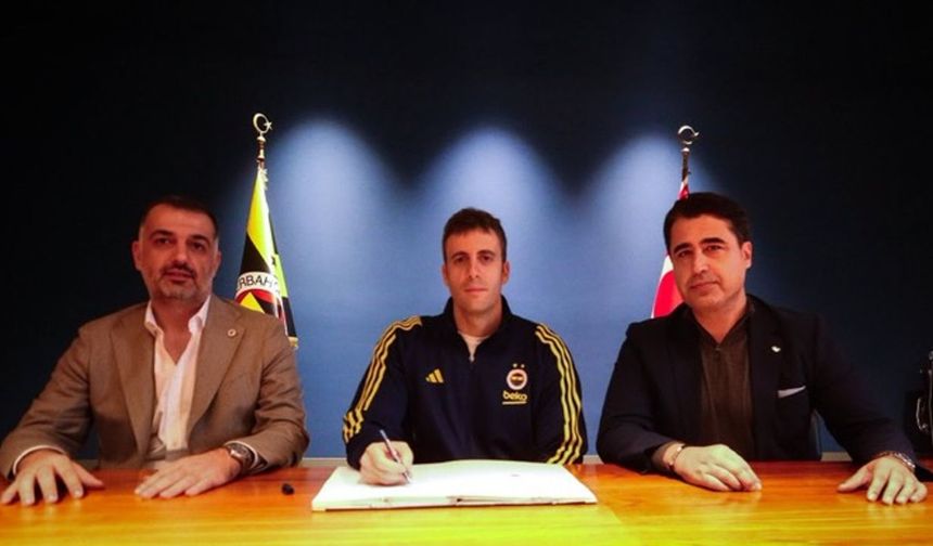 Fenerbahçe Beko, Derya Yannier'in sözleşmesini 2028'e kadar uzattı