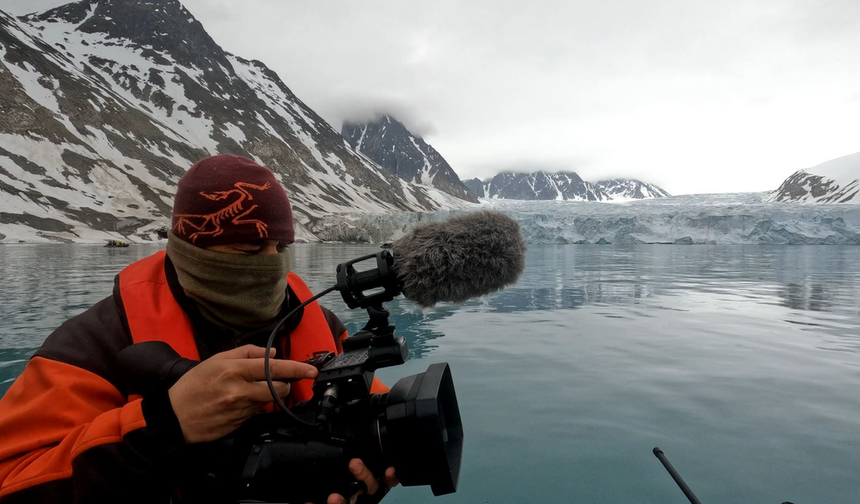 Buzun hafızasında bir tanık: Fotoğrafçı Yunus Topal ile kutuplardan dünyaya bakmak