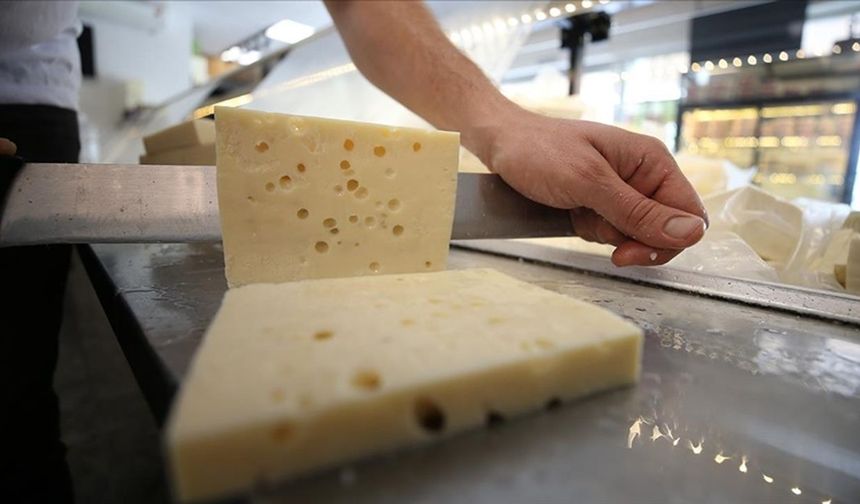 Ulusal Süt Konseyi'nden sosyal medya fenomenlerine tepki: 'Bilgi kirliliği yaratıyorlar'