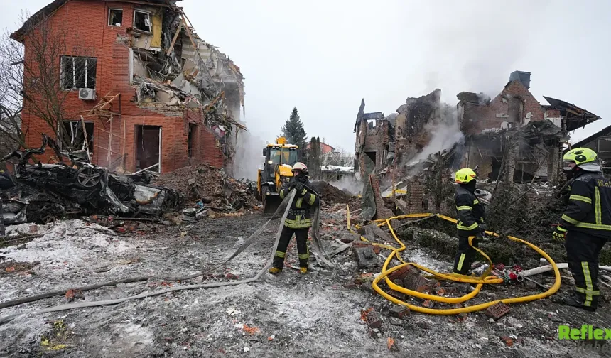 Rusya’dan Ukrayna’ya Yoğun Füze Ve İHA Saldırısı Lviv’de Patlama 1 Polis Hayatını Kaybetti
