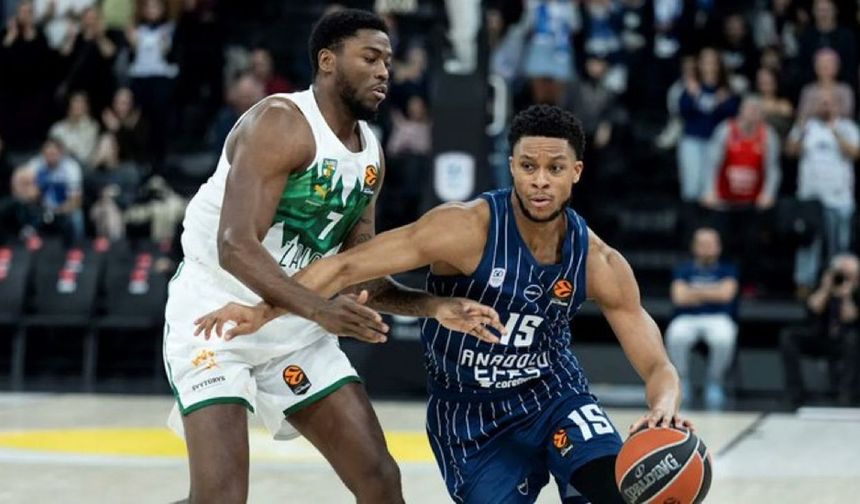 Anadolu Efes, Zalgiris Kaunas'ı evinde 92-82 mağlup etti
