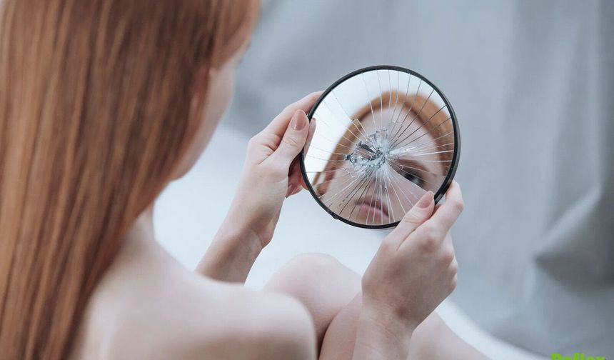 Dismorfofobi Nedir Aynadaki Kusur Gerçek Mi