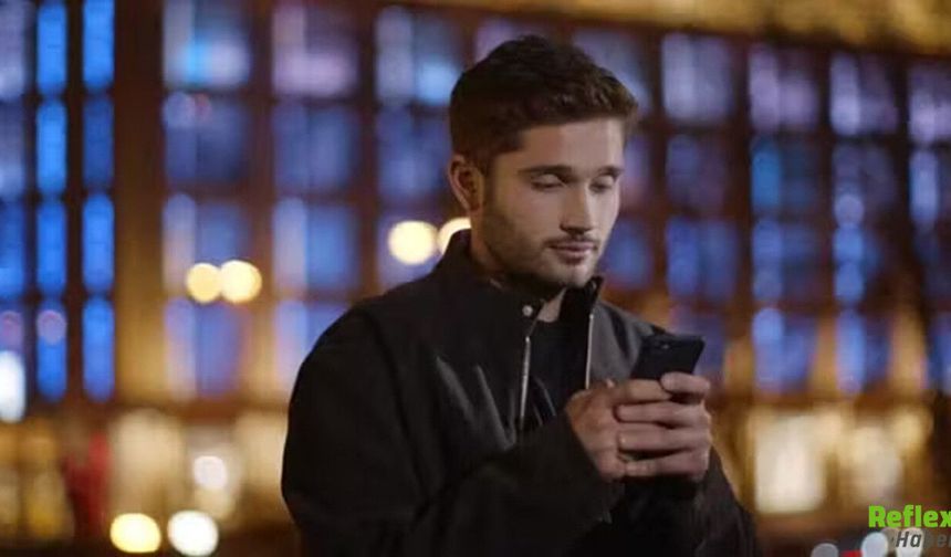 Birçok Kadın Bunu Merak Ediyor: Erkekler Mesajlara Neden Geç Döner