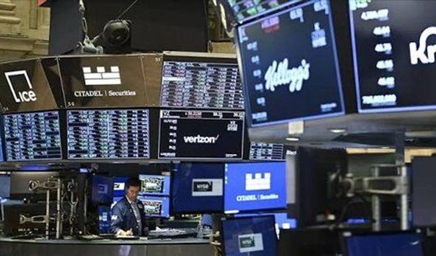 Küresel Piyasalar Orta Doğu Gerilimini İzliyor: PMI Verileri Odak Noktası