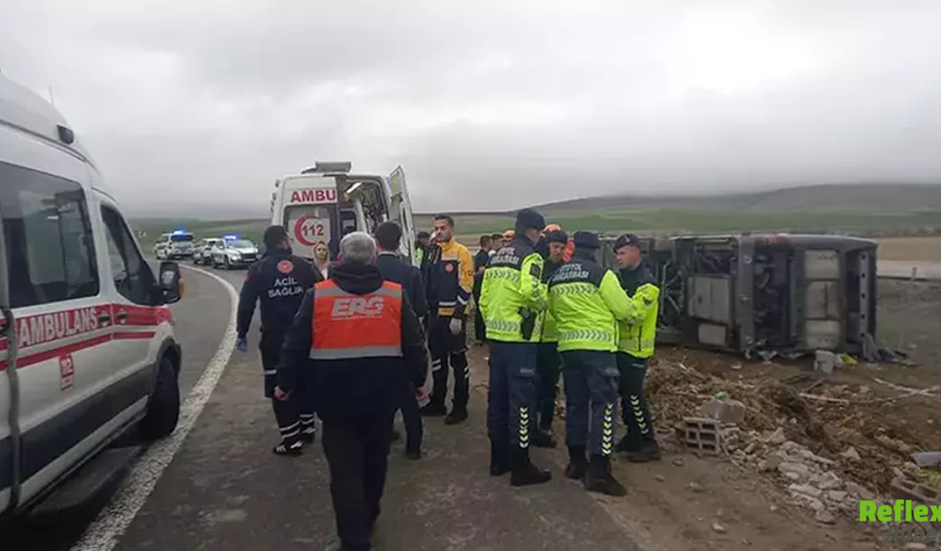 Aksaray’da Yolcu Otobüsü Devrildi: 20 Yaralı
