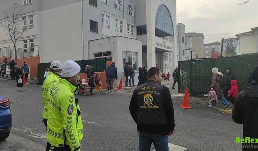 Okullarda Güvenlik Seviyesi En Üst Seviyeye Çıkarıldı: Yeni Yasaklar Belli Oldu