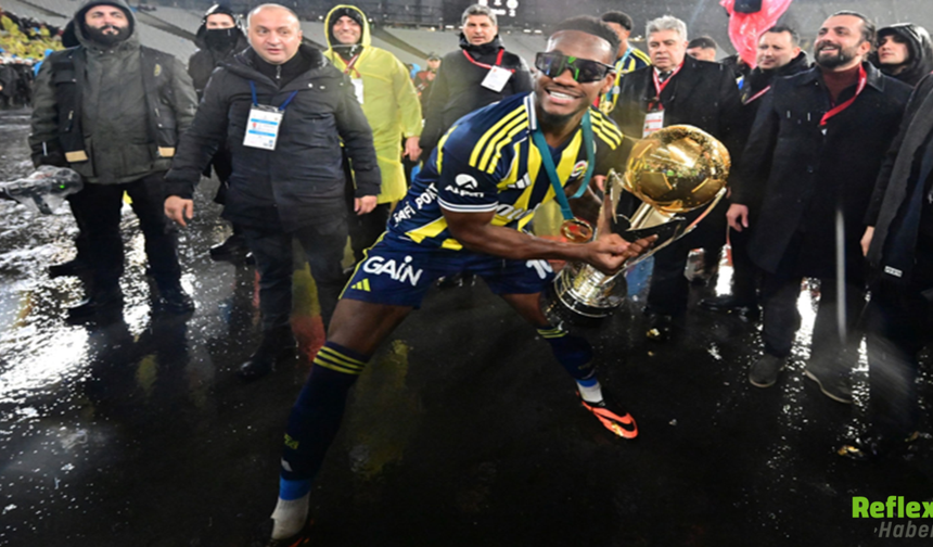 Galatasaray'dan Forvete Yıldız Takviye! Jhon Duran Geliyor