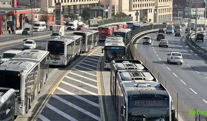 15 Temmuz'da Metrobüs Güzergahı Değişiyor! 6 İstasyon Geçici Olarak Hizmet Vermeyecek