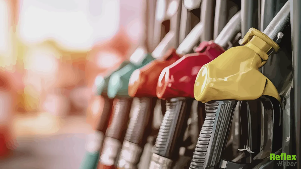 Akaryakıta Çifte Zam Yolda Motorin Ve Benzin Artıyor