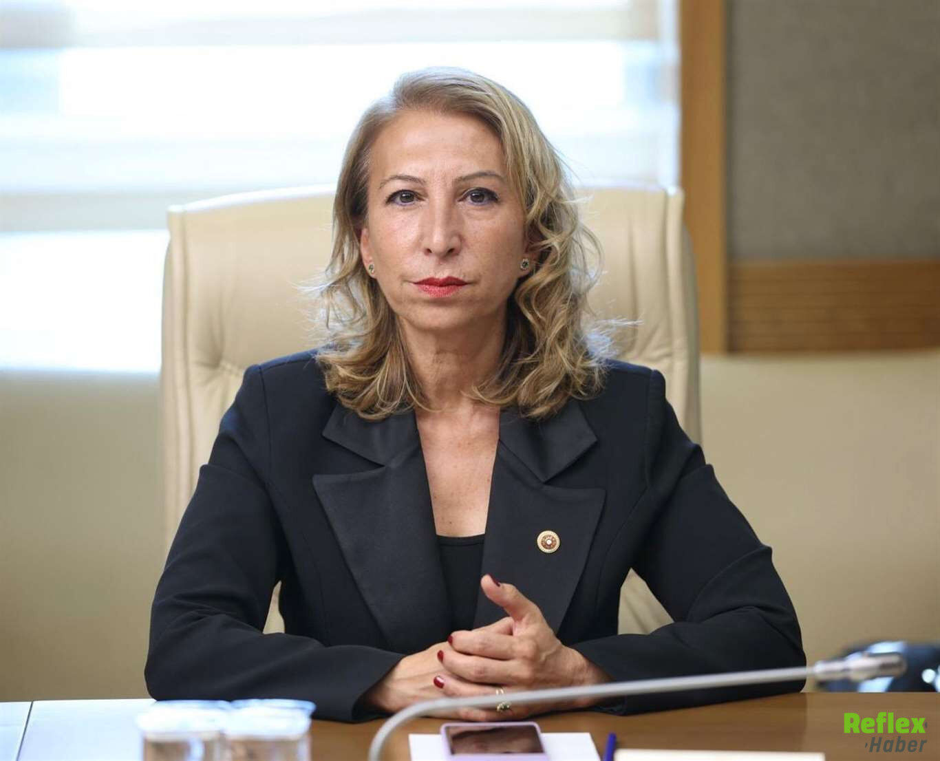 Süreyya Öneş Derici Kimdir Nereli 2