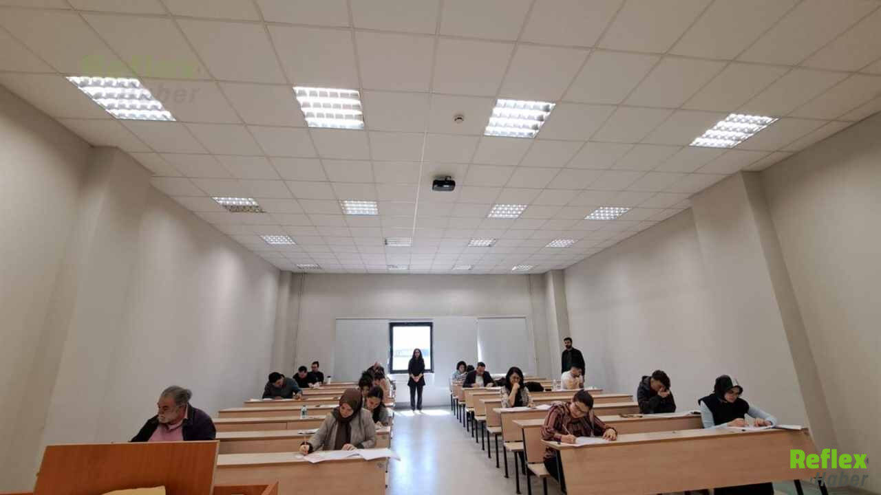 İstanbul'da Aday Memur Eğitim Sınavları 30 Nisan'da Yapılacak