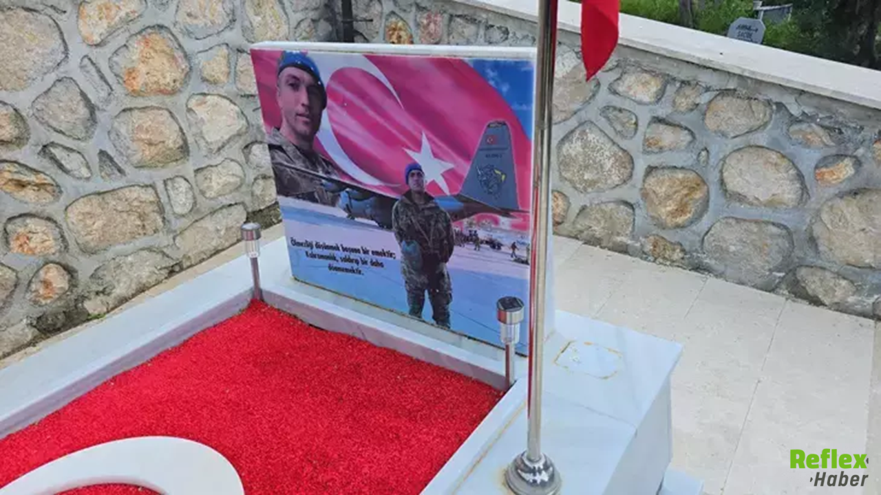 Şehit Kabrinden Komando Heykeli Çalındı1