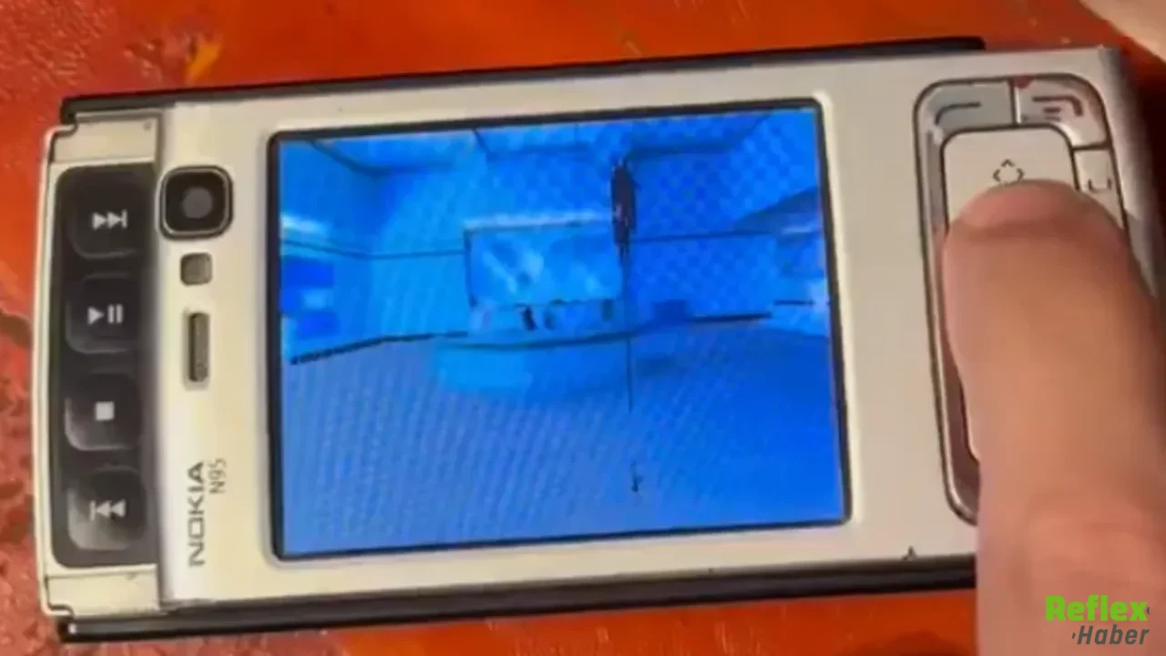 2007 Model Nokia N95’Te Half Life 30 Fps Hızında Çalıştırıldı-1