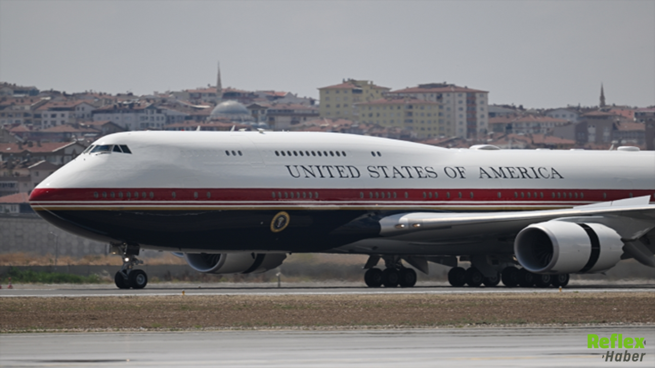 Trump'ın Ankara'daki İlk Mesajı Gündem Oldu! Uçağını Göstererek Anlattı1