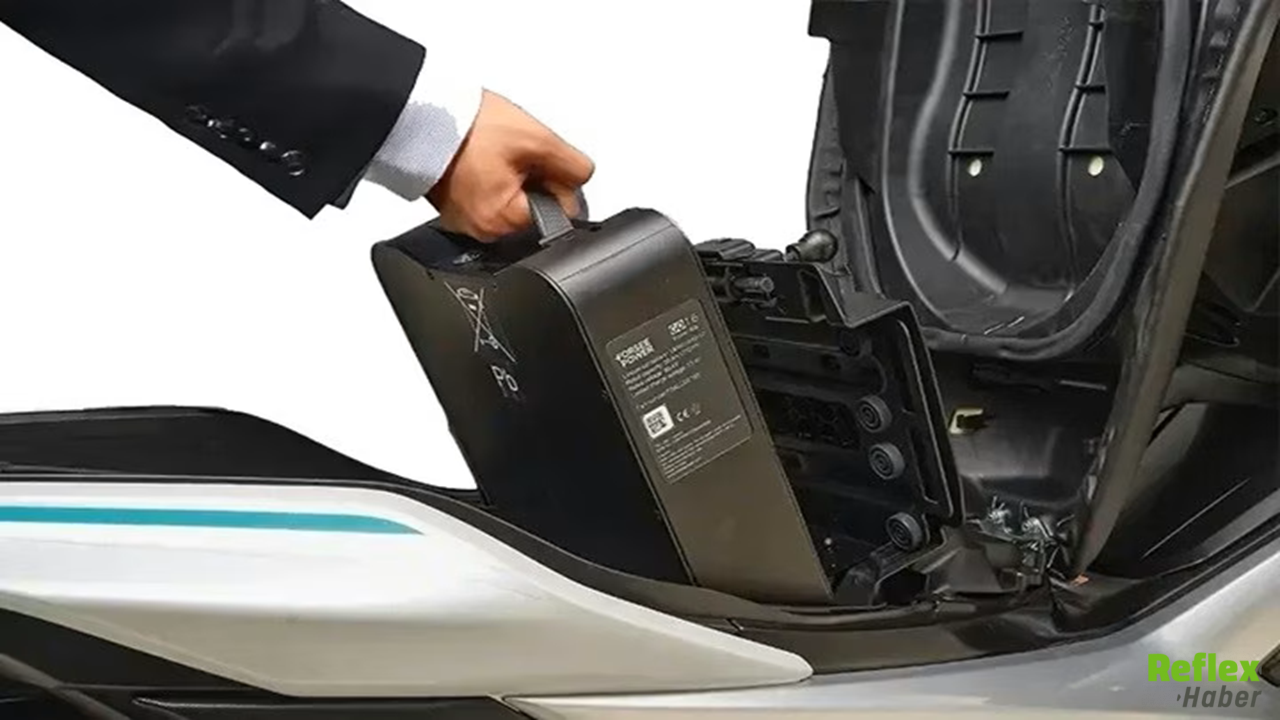 Yamaha'dan Elektrikli Scooter Atağı! Aerox E Resmen Tanıtıldı