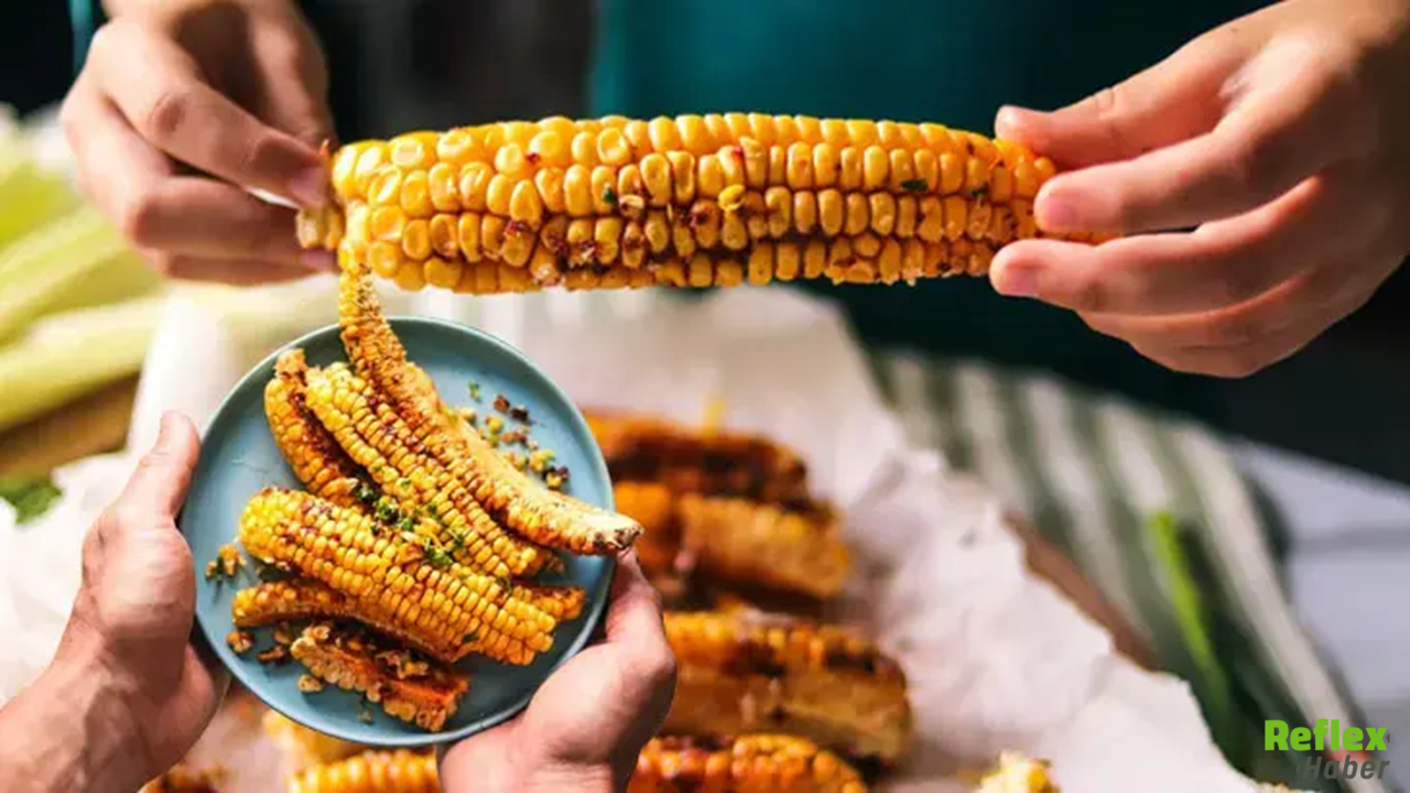 Yazın En Sevilen Lezzeti! Fırında Baharatlı Süt Mısır Tarifi2